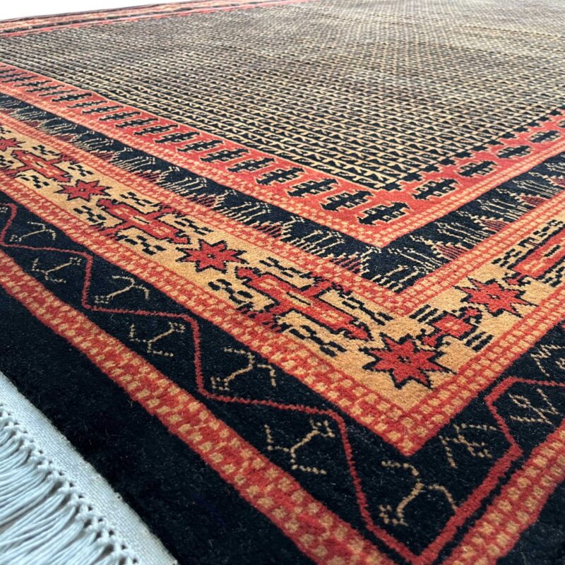 7x10 ft Hand Knotted Wool Rug Black Kanta - Image 4