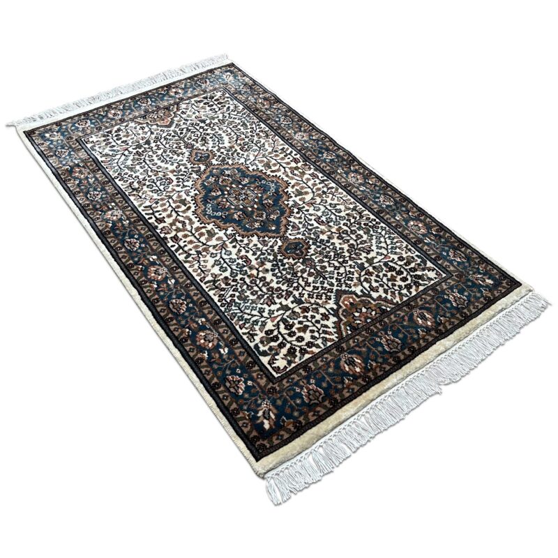 3x5 ft Hand Knotted Wool Rug Whit Indo-Persian - Image 5