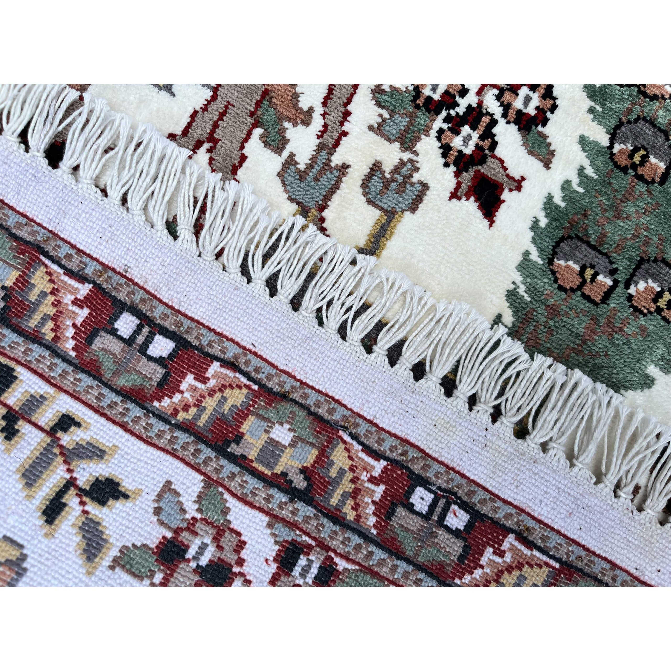 2x3 feet Handmade Rug Peacock White - Image 4