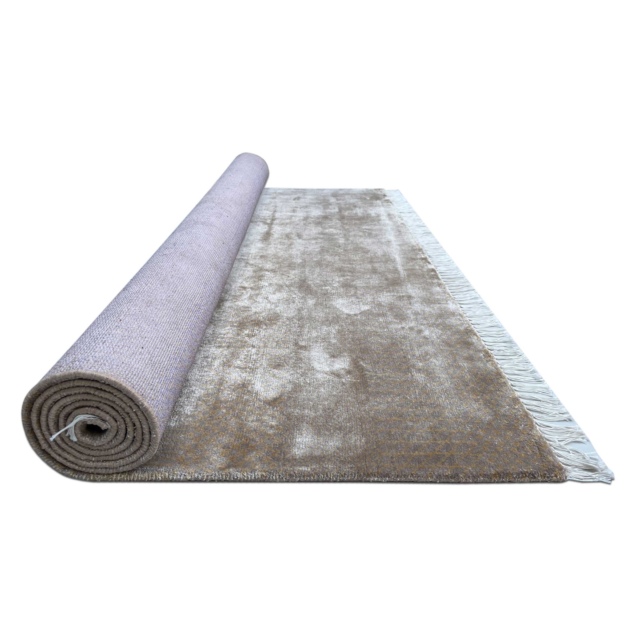 6x9 feet Hand Knotted Viscose Rug and Beige Modern - Image 4