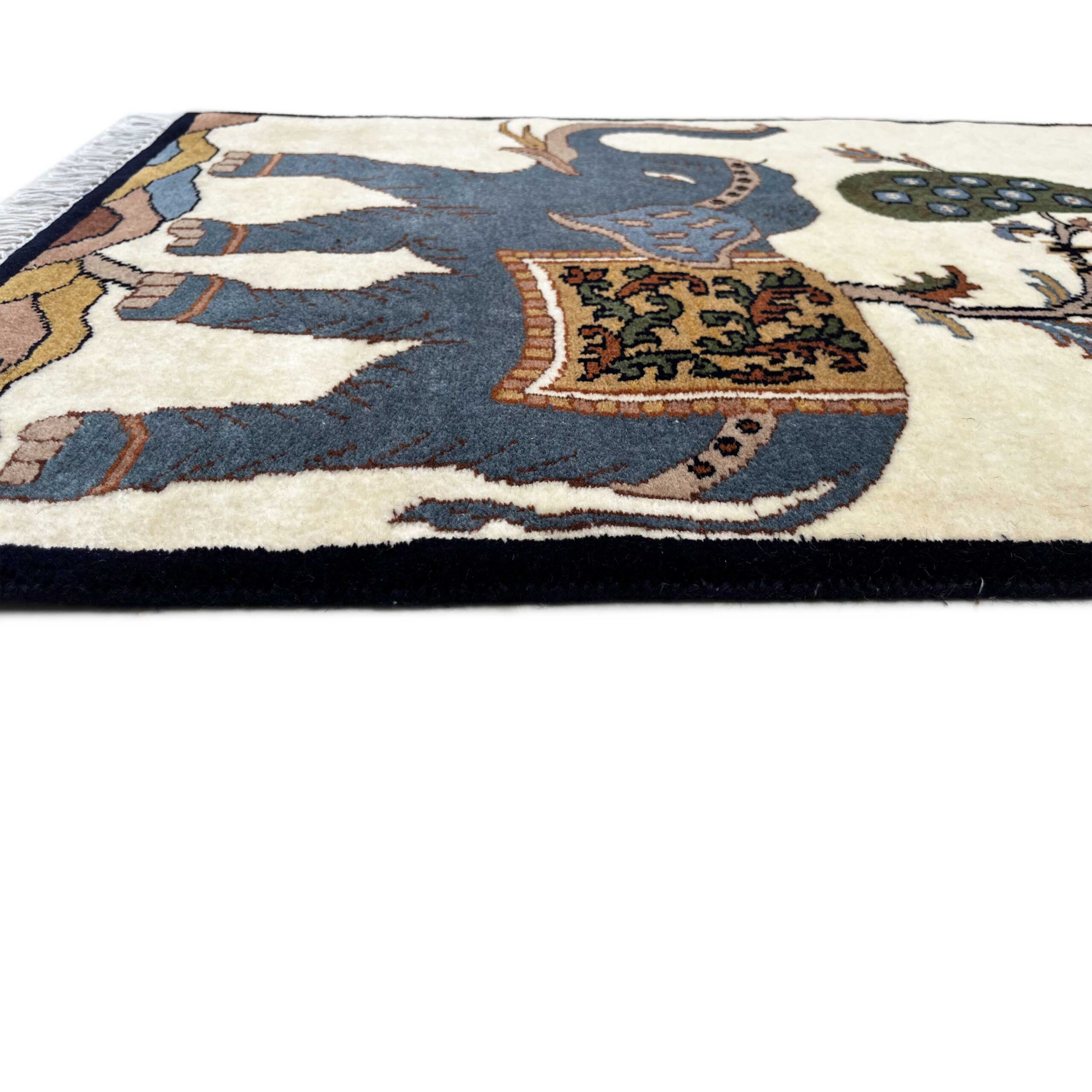 2x3 ft Hand-knotted Woolen Rug Elephant Peacock White - Image 6