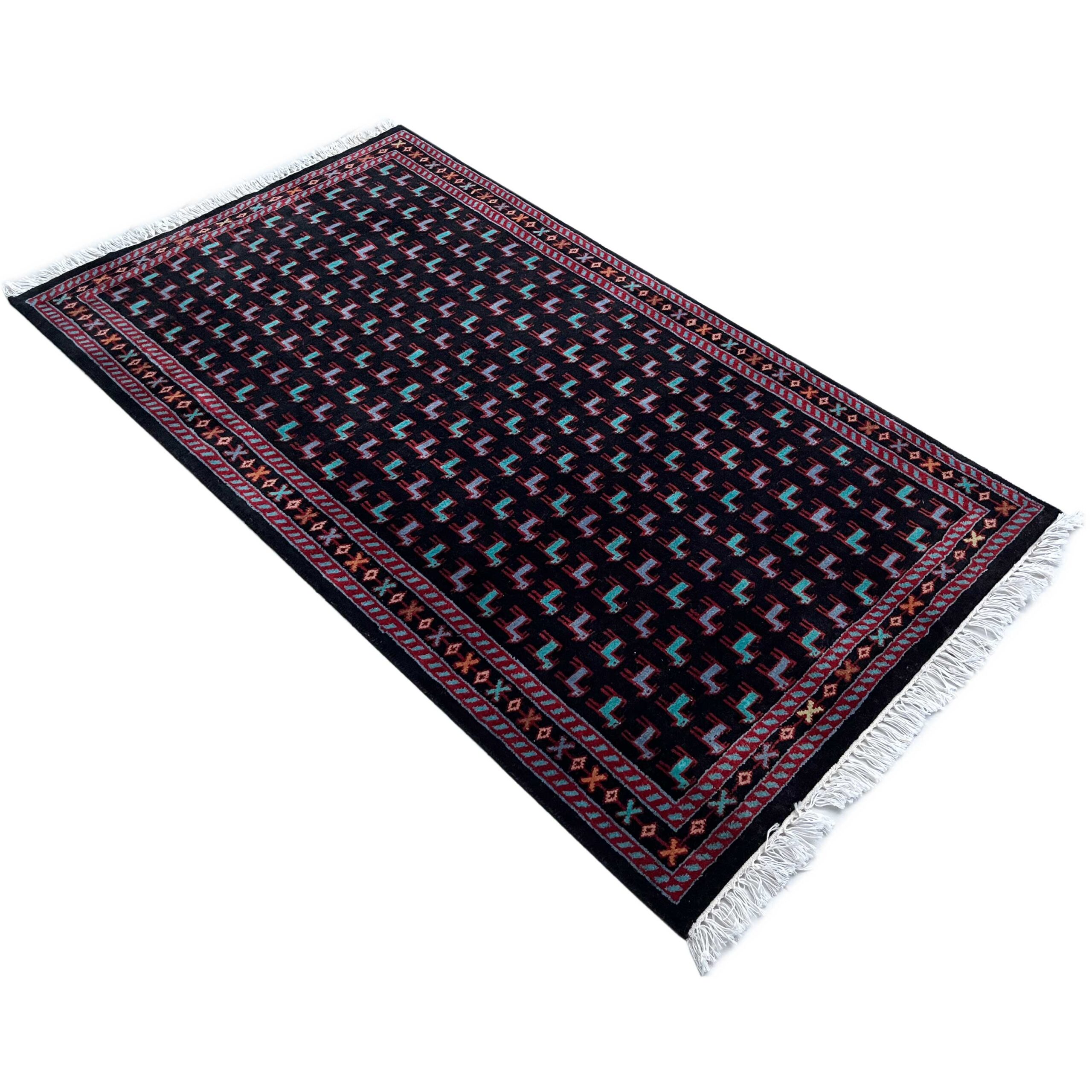 3x5 ft Hand-knotted Woolen Rug Bakri Black - Image 6