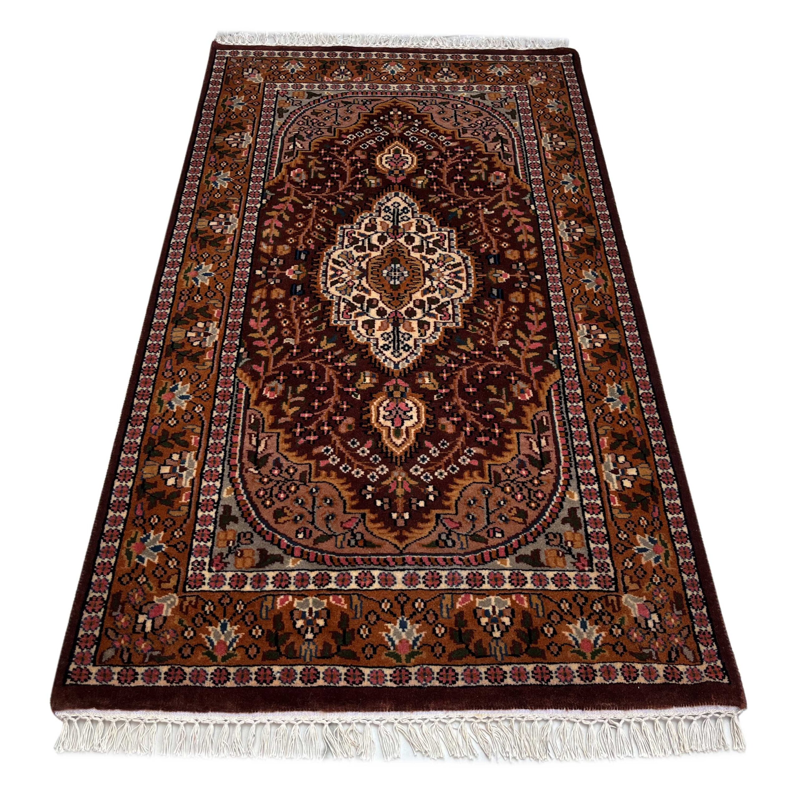 3x5 ft Hand-knotted Woolen Rug Persian Dark Brown - Image 5