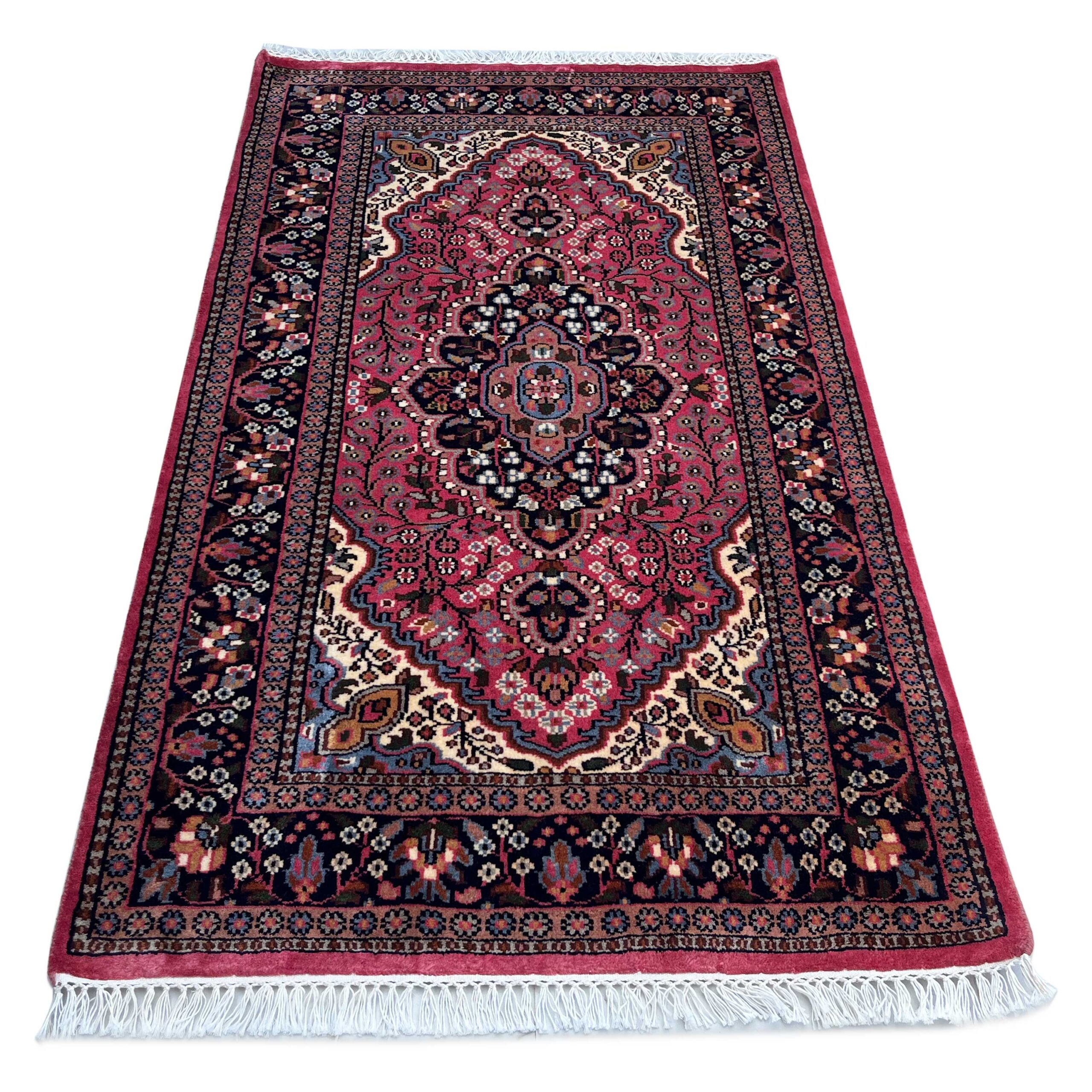 Handmade Hand Knotted Wool Area Rug, Peach, Floral Medallion Design, 3x5 Ft - Image 7