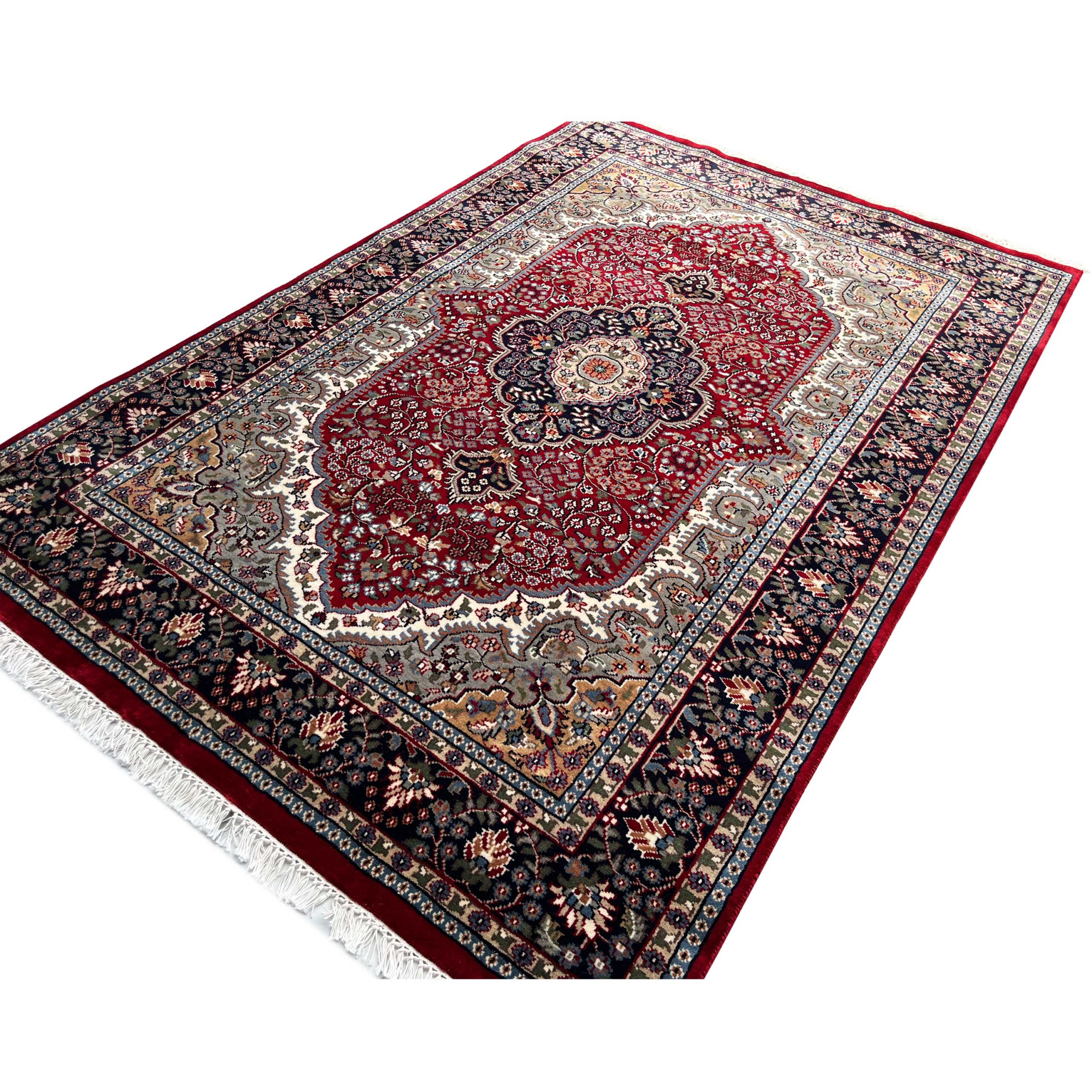 Traditional Indo Style Area Rug, Red, Hand Knotted Wool, 5x7 ft, Medallion Design - Image 5