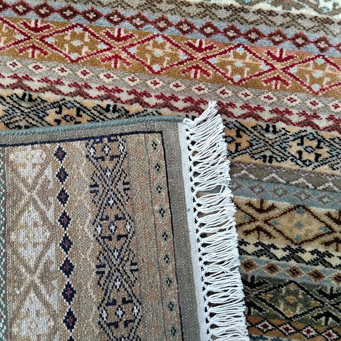 3×5 Feet Hand Knotted Zanjeera Wool Rug Olive & Multi - Image 4