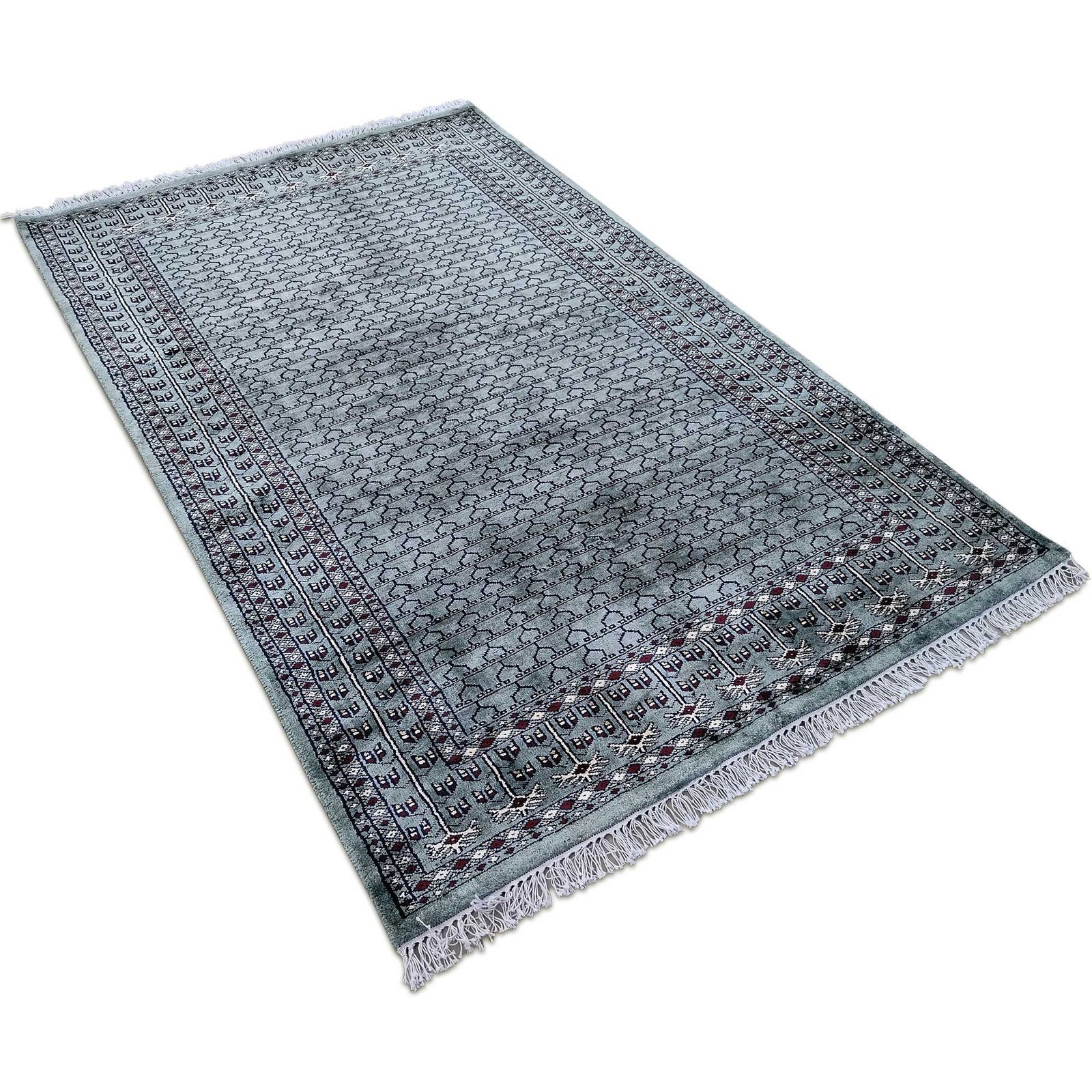 4x6 ft Hand Knotted Royal Grey Bamboo Silk Rug - Image 3