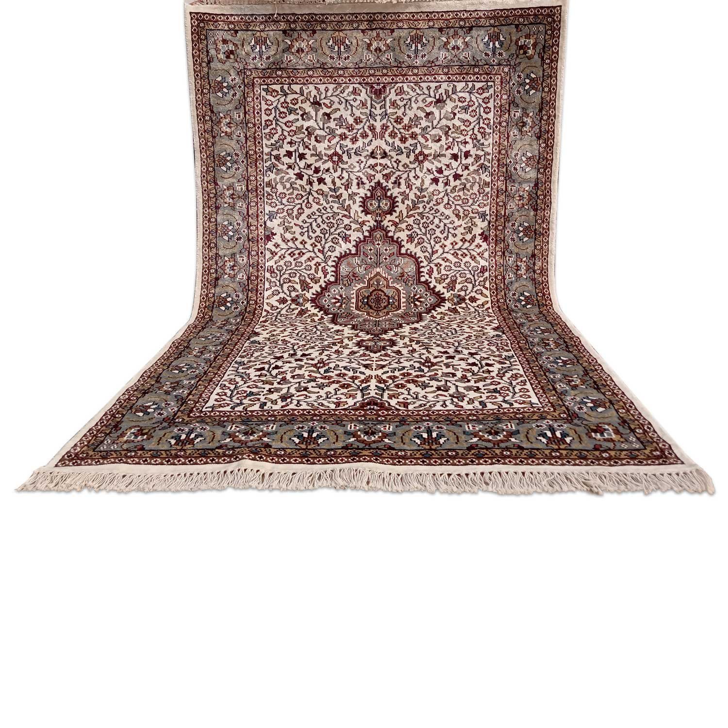 4×6 Feet White Hand Knotted Kashan Rug - Image 5